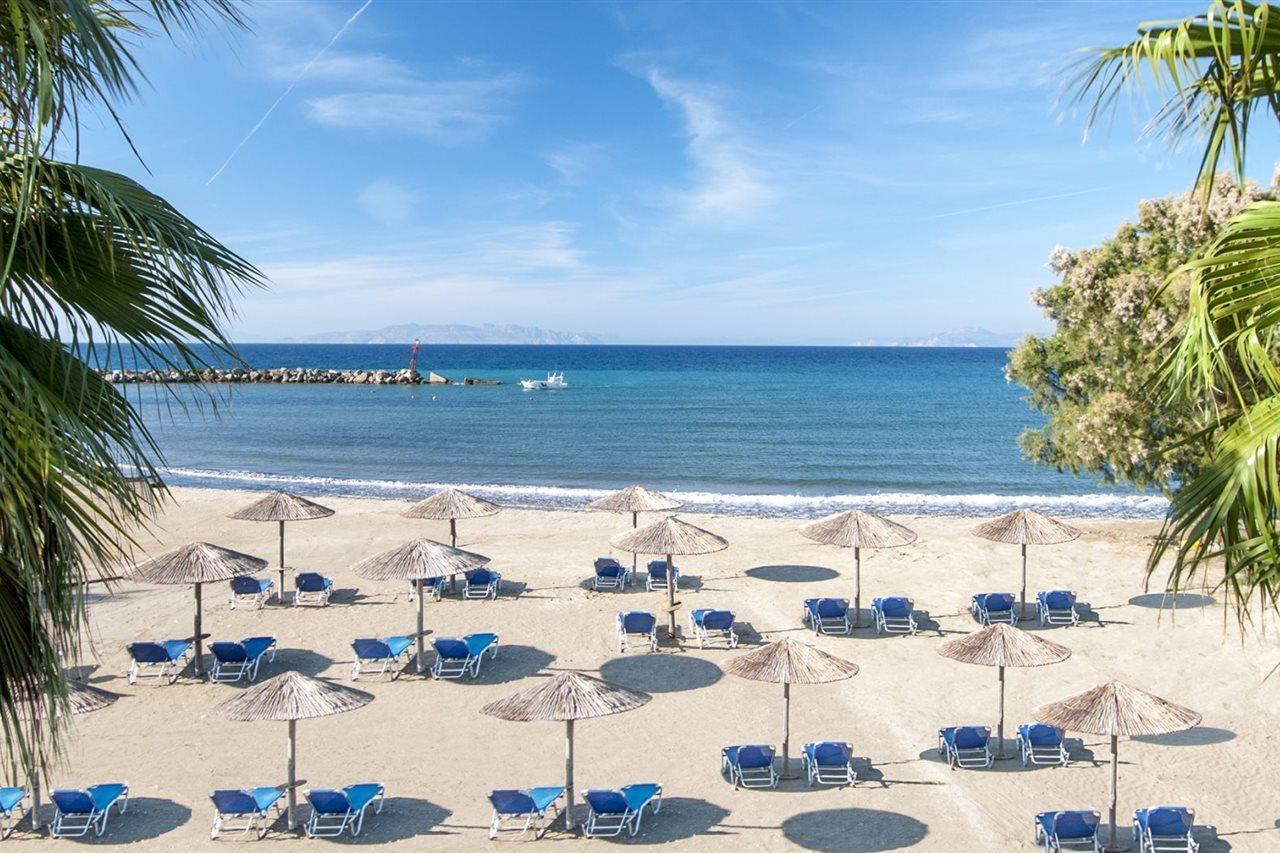 Aegean Breeze 5* Fánai
